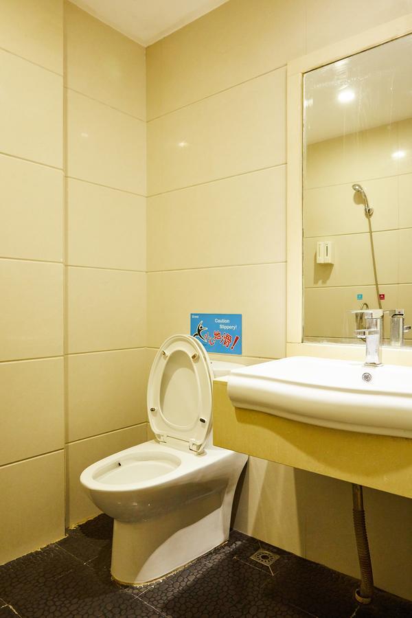 Starry Hotel Guangzhou Buitenkant foto